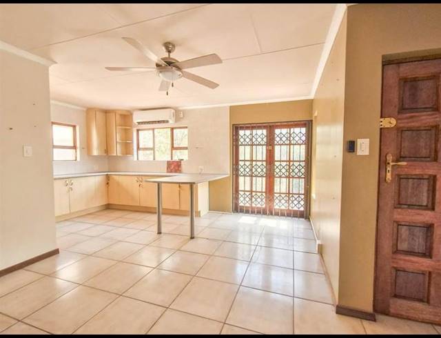 2 BEDROOM HOUSE FOR SALE IN MOUNT AMANZI